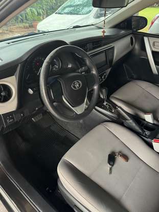TOYOTA-COROLLA-2018