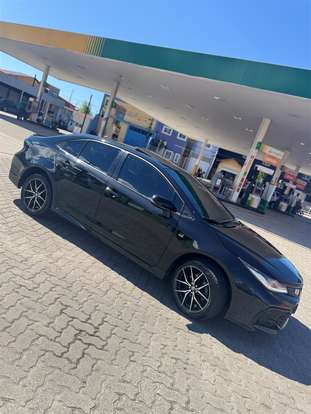 TOYOTA-COROLLA-2025