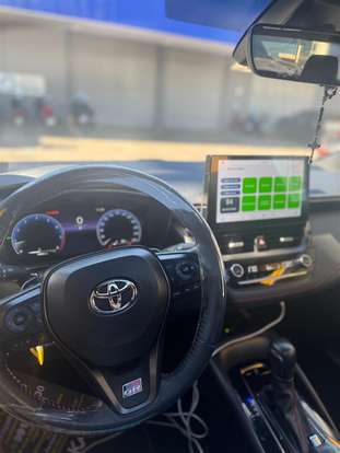 TOYOTA-COROLLA-2025