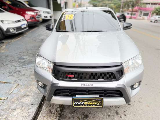 TOYOTA-HILUX-2017