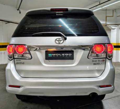 TOYOTA-HILUX SW4-2014