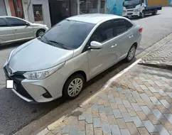 TOYOTA YARIS 1.5 16V FLEX SEDAN XL MULTIDRIVE TOYOTA YARIS 1.5 16V FLEX SEDAN XL MULTIDRIVE