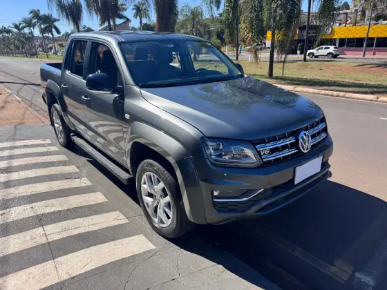 VOLKSWAGEN AMAROK 3.0 V6 TDI DIESEL HIGHLINE CD 4MOTION AUTOMÁTICO