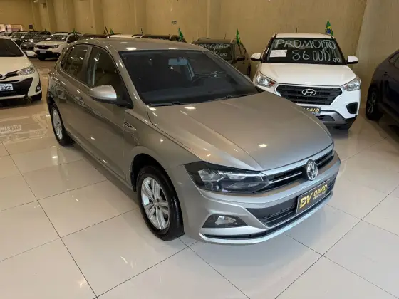VOLKSWAGEN POLO 1.0 200 TSI COMFORTLINE AUTOMÁTICO