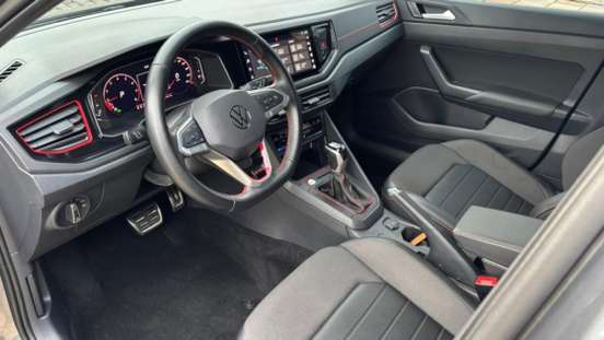 VOLKSWAGEN-POLO-2024