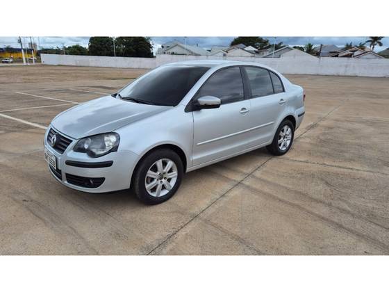 VOLKSWAGEN POLO SEDAN 1.6 MI COMFORTLINE 8V FLEX 4P MANUAL