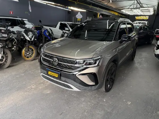 VOLKSWAGEN TAOS 1.4 250 TSI TOTAL FLEX HIGHLINE AUTOMÁTICO