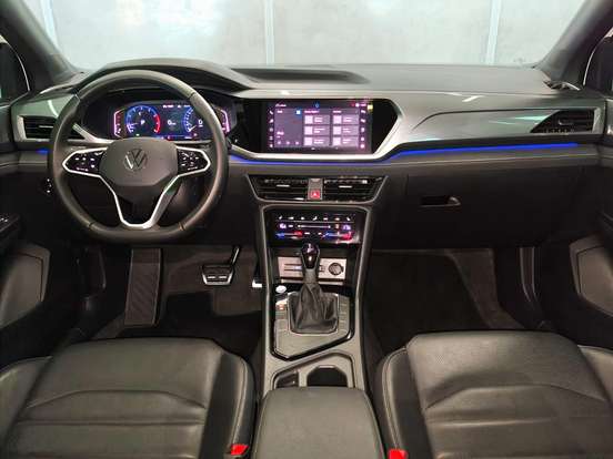 VOLKSWAGEN-TAOS-2024
