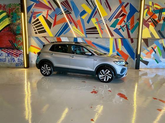 VOLKSWAGEN T-CROSS 1.0 200 TSI TOTAL FLEX COMFORTLINE AUTOMÁTICO