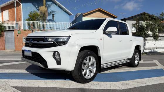 VOLKSWAGEN AMAROK 3.0 V6 TDI DIESEL HIGHLINE CD 4MOTION AUTOMÁTICO