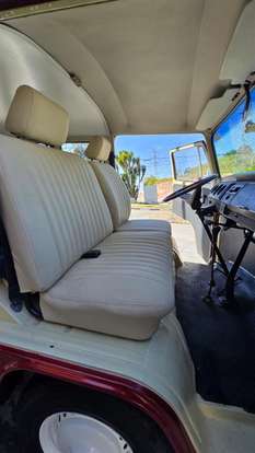 VOLKSWAGEN-KOMBI-1.6 MI CARAT 8V GASOLINA 3P MANUAL VOLKSWAGEN-KOMBI-1997