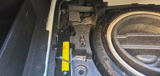 VOLKSWAGEN-PASSAT-2012