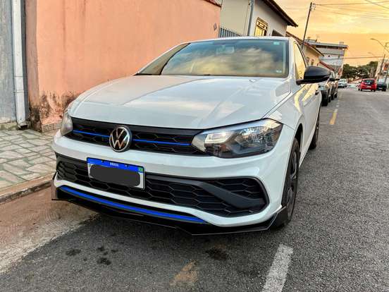 VOLKSWAGEN-POLO-2024