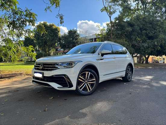 VOLKSWAGEN-TIGUAN-2024
