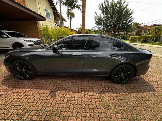 VOLVO-S60-2.0 T8 R-DESIGN HÍBRIDO 4P AUTOMÁTICO VOLVO-S60-2019