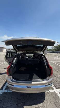 VOLVO-XC90-2025