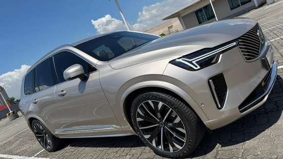 VOLVO-XC90-2025