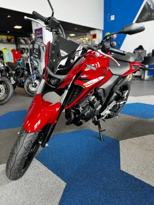 YAMAHA FZ25 FAZER CONNECTED ABS YAMAHA FZ25 FAZER CONNECTED ABS