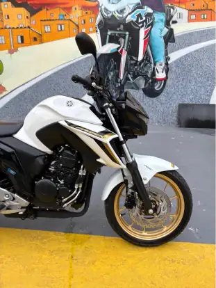 YAMAHA-FZ25 FAZER CONNECTED ABS-2025