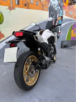 YAMAHA-FZ25 FAZER CONNECTED ABS-2025