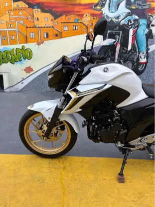 YAMAHA-FZ25 FAZER CONNECTED ABS-2025
