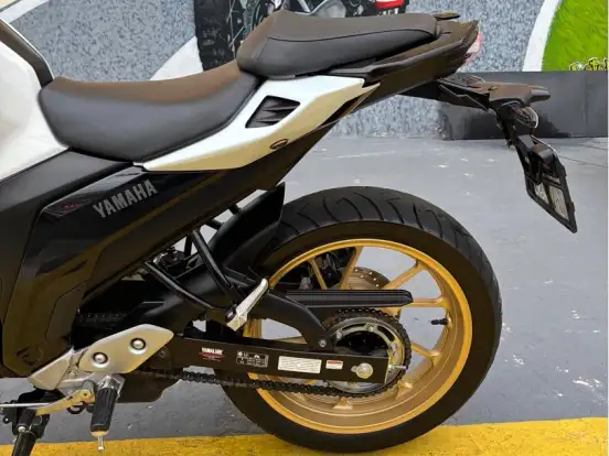 YAMAHA-FZ25 FAZER CONNECTED ABS YAMAHA-FZ25 FAZER CONNECTED ABS-2025