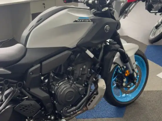 YAMAHA-MT-07 CONNECTED ABS YAMAHA-MT-07 CONNECTED ABS-2025