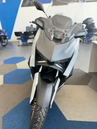 YAMAHA-XMAX 300 CONNECTED ABS-2026
