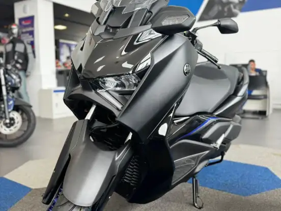 YAMAHA-XMAX 300 CONNECTED ABS YAMAHA-XMAX 300 CONNECTED ABS-2025