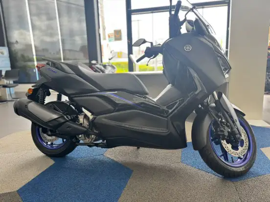 YAMAHA-XMAX 300 CONNECTED ABS YAMAHA-XMAX 300 CONNECTED ABS-2025