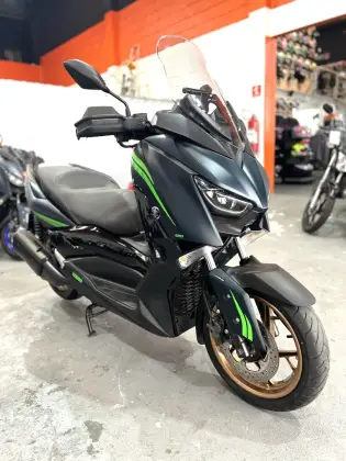 YAMAHA XMAX ABS YAMAHA XMAX ABS