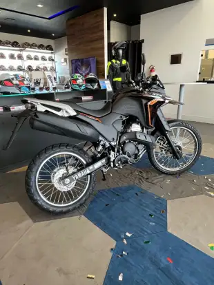 YAMAHA-XTZ 250 LANDER CONNECTED-2026