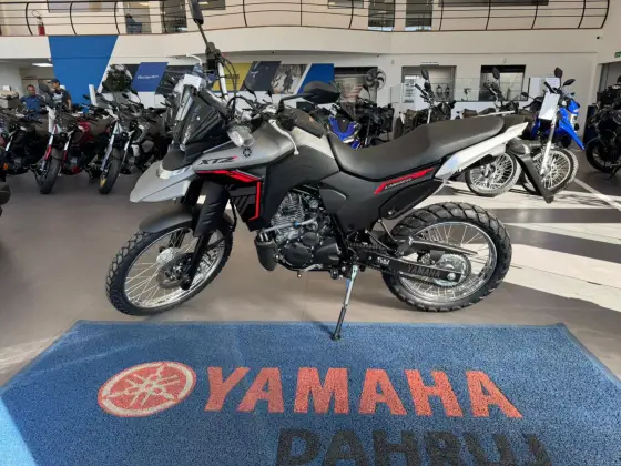 YAMAHA XTZ 250 LANDER CONNECTED YAMAHA XTZ 250 LANDER CONNECTED