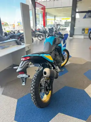 YAMAHA-XTZ 700 TÉNÉRÉ-2025