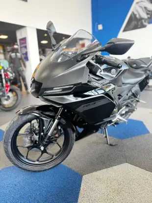 YAMAHA-YZF R3 ABS CONNECTED YAMAHA-YZF R3 ABS CONNECTED-2026
