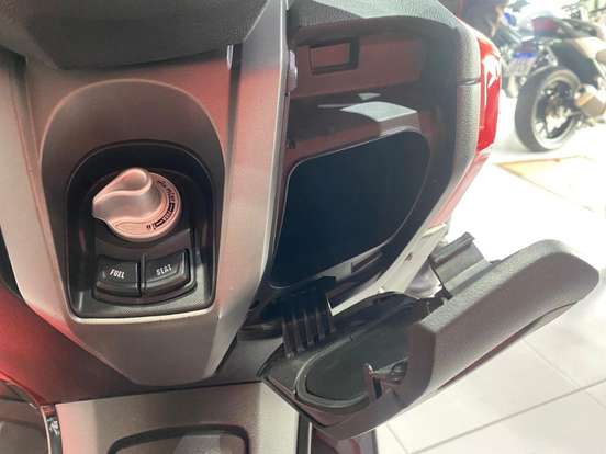 YAMAHA-NMAX CONNECTED 160 SE ABS YAMAHA-NMAX CONNECTED 160 SE ABS-2024