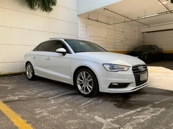 AUDI A3 1.8 TFSI SEDAN AMBITION 16V 180CV GASOLINA 4P AUTOMÁTICO AUDI A3 1.8 TFSI SEDAN AMBITION 16V 180CV GASOLINA 4P AUTOMÁTICO
