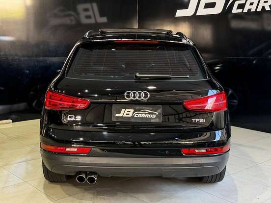 AUDI-Q3-2015