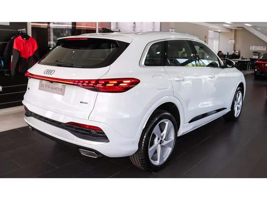 AUDI-Q5-2025