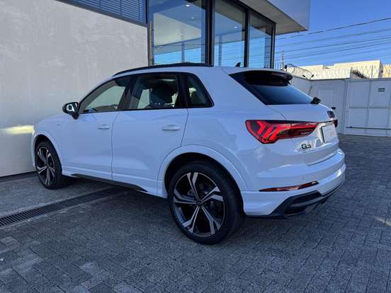 AUDI-Q3-2.0 40 TFSI GASOLINA PERFORMANCE QUATTRO TIPTRONIC AUDI-Q3-2024