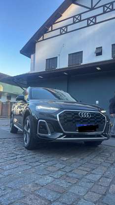 AUDI-Q5-2023
