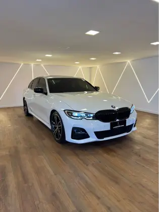 BMW 320i 2.0 16V TURBO FLEX M SPORT AUTOMÁTICO BMW 320i 2.0 16V TURBO FLEX M SPORT AUTOMÁTICO
