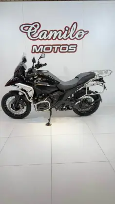 BMW R 1300 GS TRIPLE BLACK 