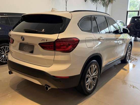 BMW-X1-2.0 16V TURBO ACTIVEFLEX SDRIVE20I 4P AUTOMÁTICO BMW-X1-2018