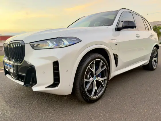 BMW X5 3.0 I6 TURBO HÍBRIDO XDRIVE50E M SPORT AUTOMÁTICO