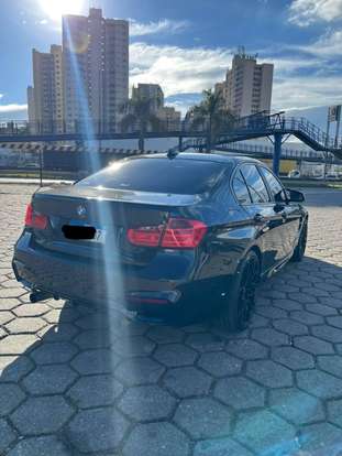 BMW-320i-2015
