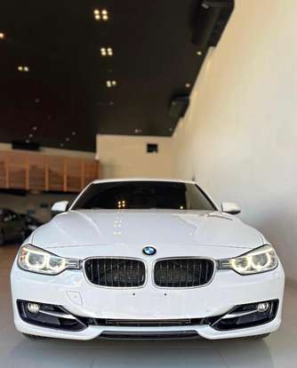 BMW-320i-2015