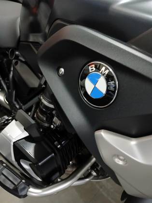BMW R 1250 RT TRIPLE BLACK 