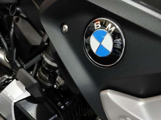 BMW-R 1250 RT TRIPLE BLACK BMW-R 1250 RT TRIPLE BLACK-2022