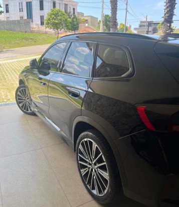 BMW-X1-2024